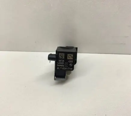 BMW X3 F25 Airbag deployment crash/impact sensor 9224177 120926