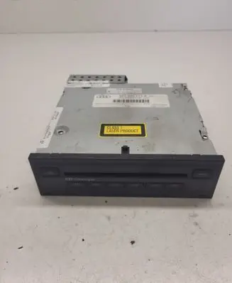 Audi A6 S6 C6 4F CD/DVD changer 