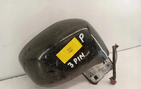Nissan Tiida C11 Front door electric wing mirror