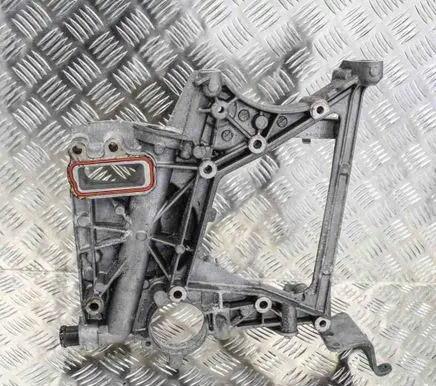 Mercedes-Benz C W205 Other engine bay part A6510983239