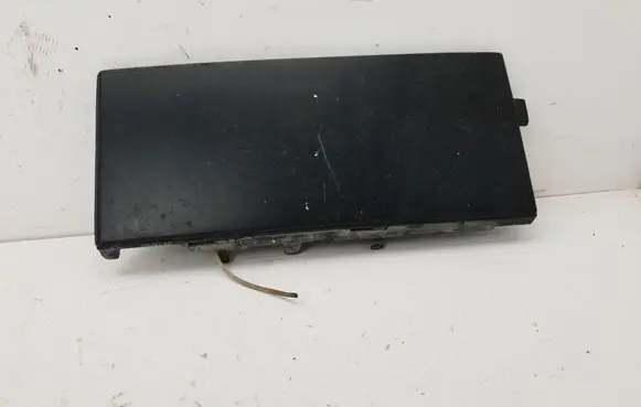 BMW 5 E34 Front tow hook cap/cover 1973720