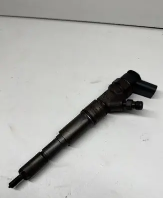 BMW 5 E60 E61 Fuel injector 0445110209 7794435