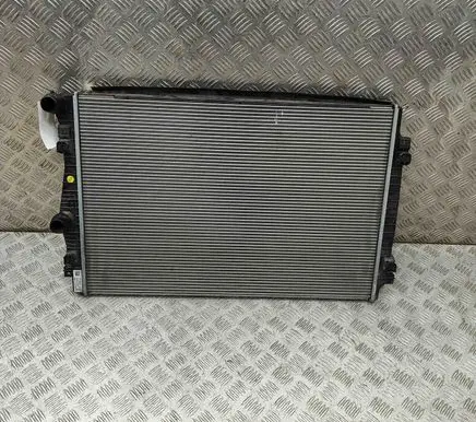 Skoda Octavia Mk3 (5E) Coolant radiator 5Q0121251GR