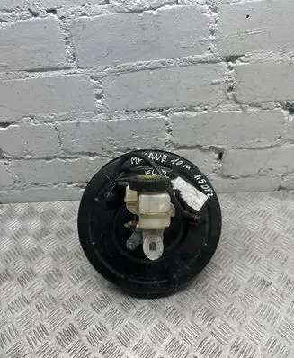 Renault Megane III Brake booster 472100005