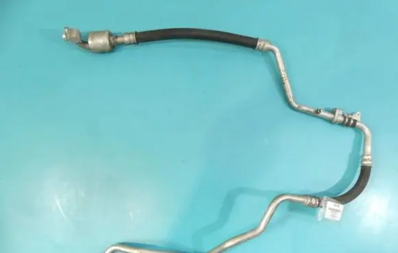 Renault Fluence Air conditioning (A/C) pipe/hose 924544954R IMPRK1253595