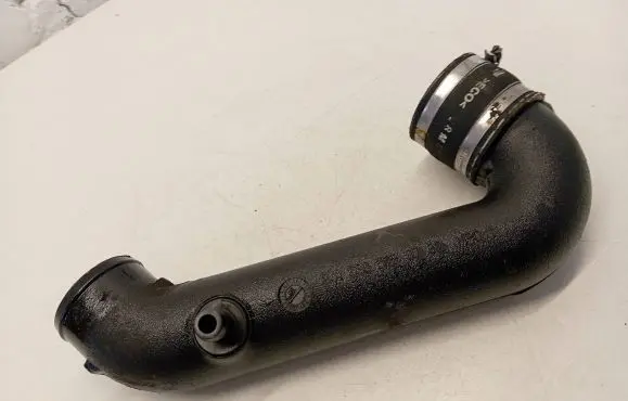 Mercedes-Benz Vito Viano W638 Intercooler hose/pipe A6685280782