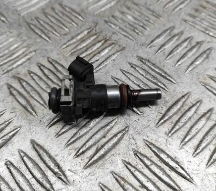 Audi A3 S3 8V Fuel injector 0280158266 06L906031A