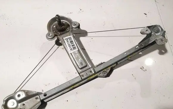 Opel Astra H Sliding door window regulator with motor 