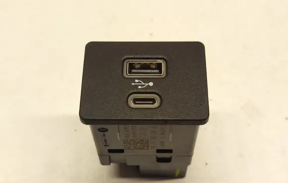 Ford Mustang Mach-E USB socket connector ML3T14F014AB