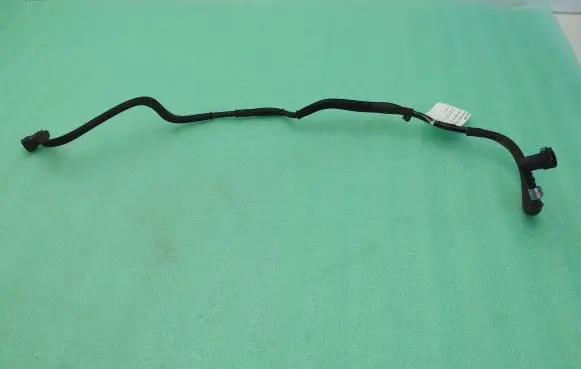 Porsche Panamera (970) Engine coolant pipe/hose 97010631001
