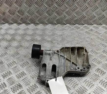 BMW M4 F82 F83 A/C compressor mount bracket 7585167