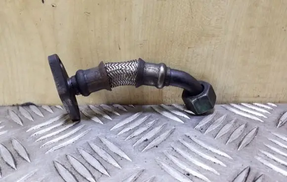 Skoda Fabia Mk1 (6Y) Turbo turbocharger oiling pipe/hose 038145736