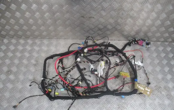 Mercedes-Benz G W463 2nd Gen Positive wiring loom 