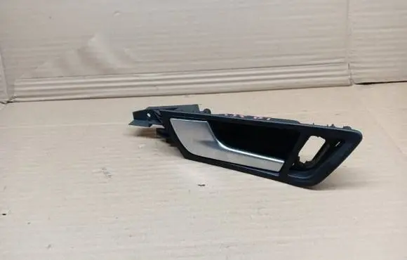 Audi Q5 SQ5 Front door interior handle 8R0837019