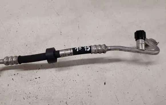 Mercedes-Benz E W212 Air conditioning (A/C) pipe/hose