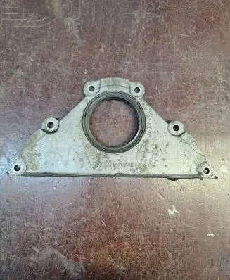 Mercedes-Benz E W212 other engine part A6510110008