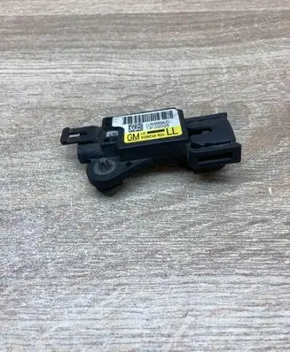 Opel Signum Airbag deployment crash/impact sensor 13102025