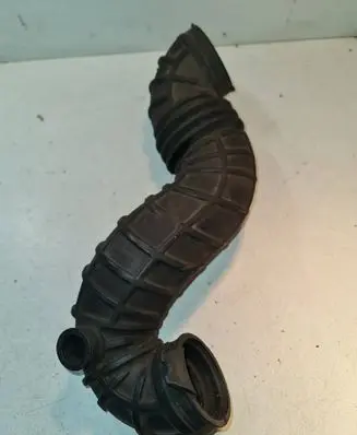 Audi A6 S6 C4 4A Air intake hose/pipe 4A0145747