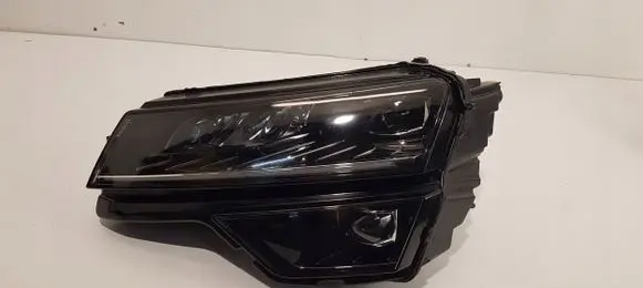 Skoda Karoq Headlight/headlamp