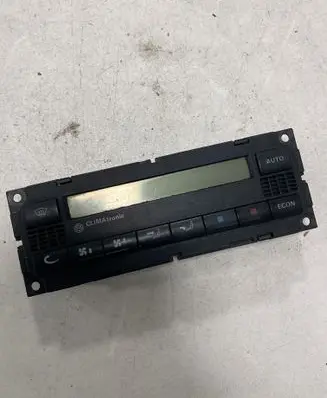 Volkswagen Golf IV Climate control unit 3B1907044A