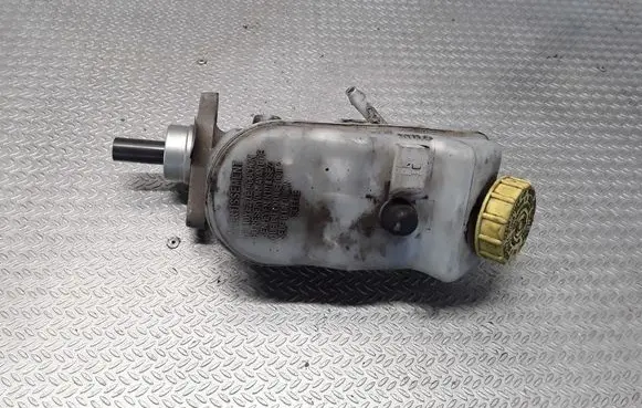 Volkswagen Transporter - Caravelle T5 Master brake cylinder 7H0611303A
