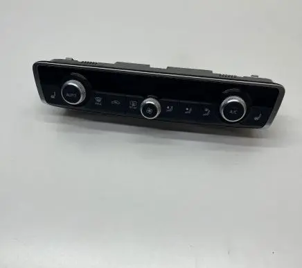Audi A3 S3 8V Climate control unit 8v0820043Q