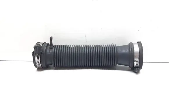 Air intake hose/pipe