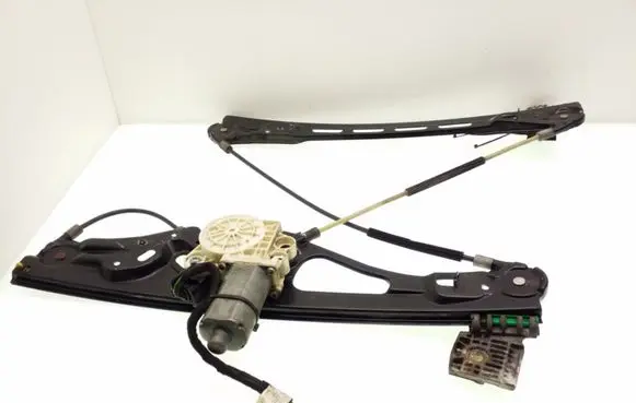 Mercedes-Benz E W211 Front door window regulator with motor A2118202942 A2117200146