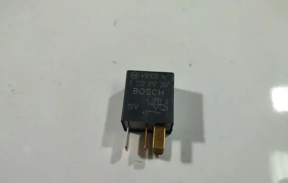 Toyota Avensis T250 Other relay 49102K
