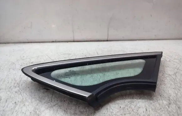 KIA Ceed Front door vent window glass four-door 43R00108