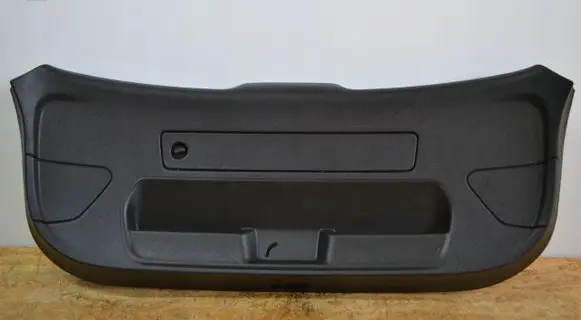Audi A1 Tailgate trim 8X3867979