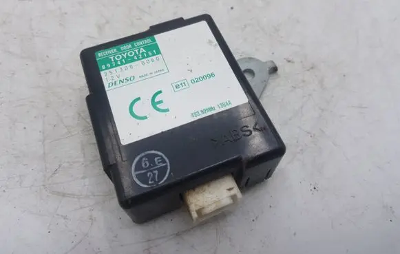 Toyota RAV 4 (XA20) Door control unit/module 8974142151 2513000060