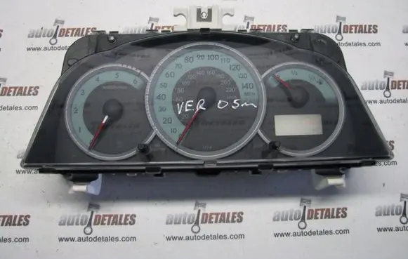 Toyota Corolla Verso E121 Speedometer (instrument cluster) 838000F050L