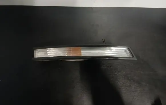 Volkswagen PASSAT B6 Front indicator light 3C0953042B 3C0953042E