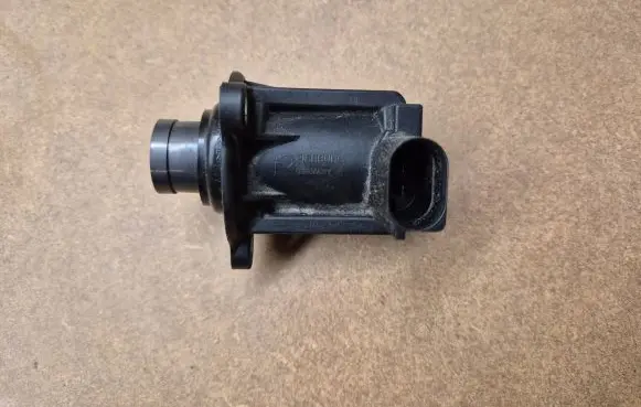 Volkswagen Golf VII Turbine electric control actuator 06H145710C