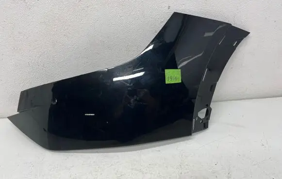 Rear bumper corner part panel trim