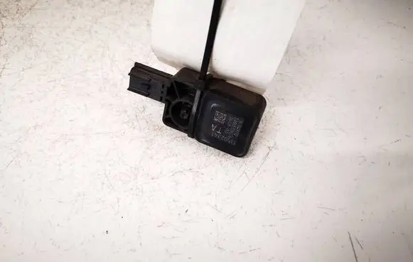 Opel Insignia A Airbag deployment crash/impact sensor 13502341