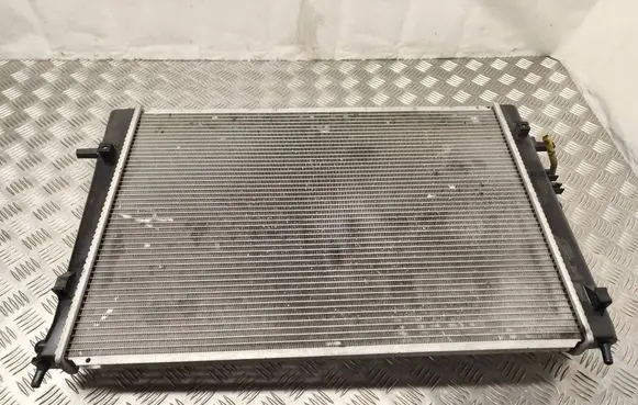 Hyundai Tucson JM Coolant radiator 