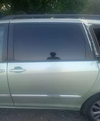 Toyota Sienna XL20 II Rear door