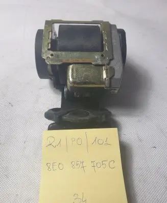 Audi A4 S4 B7 8E 8H Front seatbelt 8E0857705C
