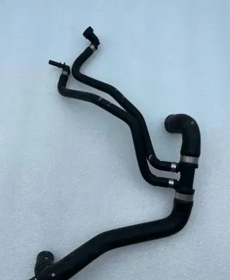 Mercedes-Benz GLE (W166 - C292) Engine coolant pipe/hose A1668307001