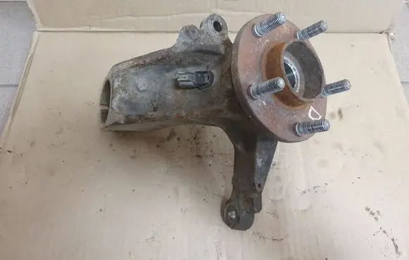 Ford Focus C-MAX Front wheel hub