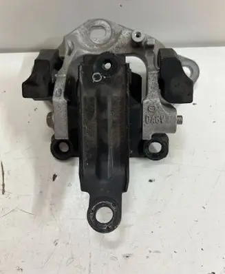 Mazda 2 Gearbox mounting bracket DA6V39081