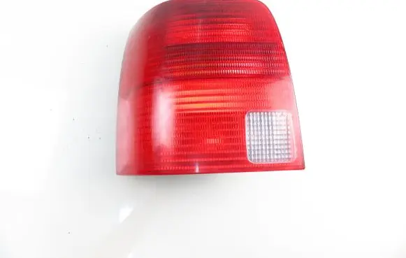 Volkswagen PASSAT B5 Rear/tail lights 3B9945111F