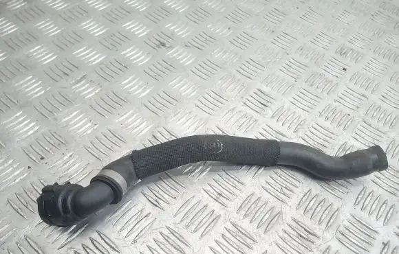 BMW 1 E81 E87 Engine coolant pipe/hose 6928591