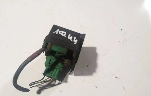 Ford Fiesta Glow plug pre-heat relay 9639912580 51299011a