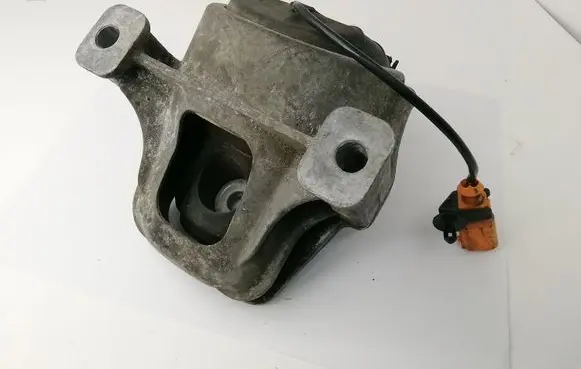 Audi A4 S4 B8 8K Engine mount bracket 8K0199381