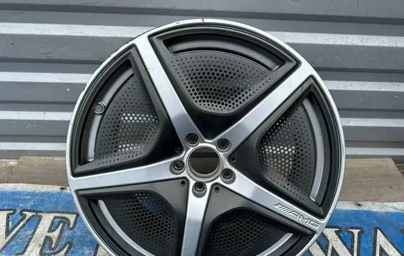 Mercedes-Benz EQE v295 R20 alloy rim A2954012300