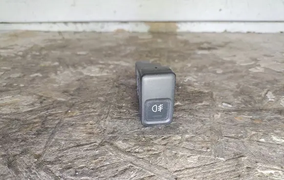 Subaru Impreza II Fog light switch 