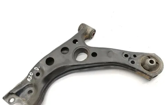 Toyota C-HR I Front lower control arm/wishbone